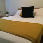 Smithfield Area 2 Bed Apt 15 Min Walk To Temple Bar