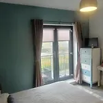 Cheap Modern Room