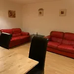 Perfect Airport Apartments