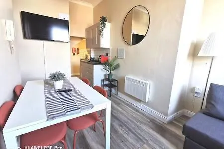 Cosy Apartment Near Oconnell St Reliable Fast Wifi