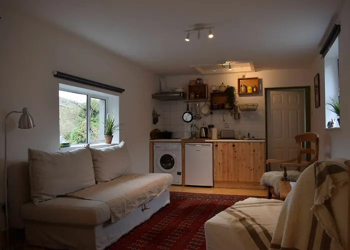 1 Bedroom Flat, Close To City Centre