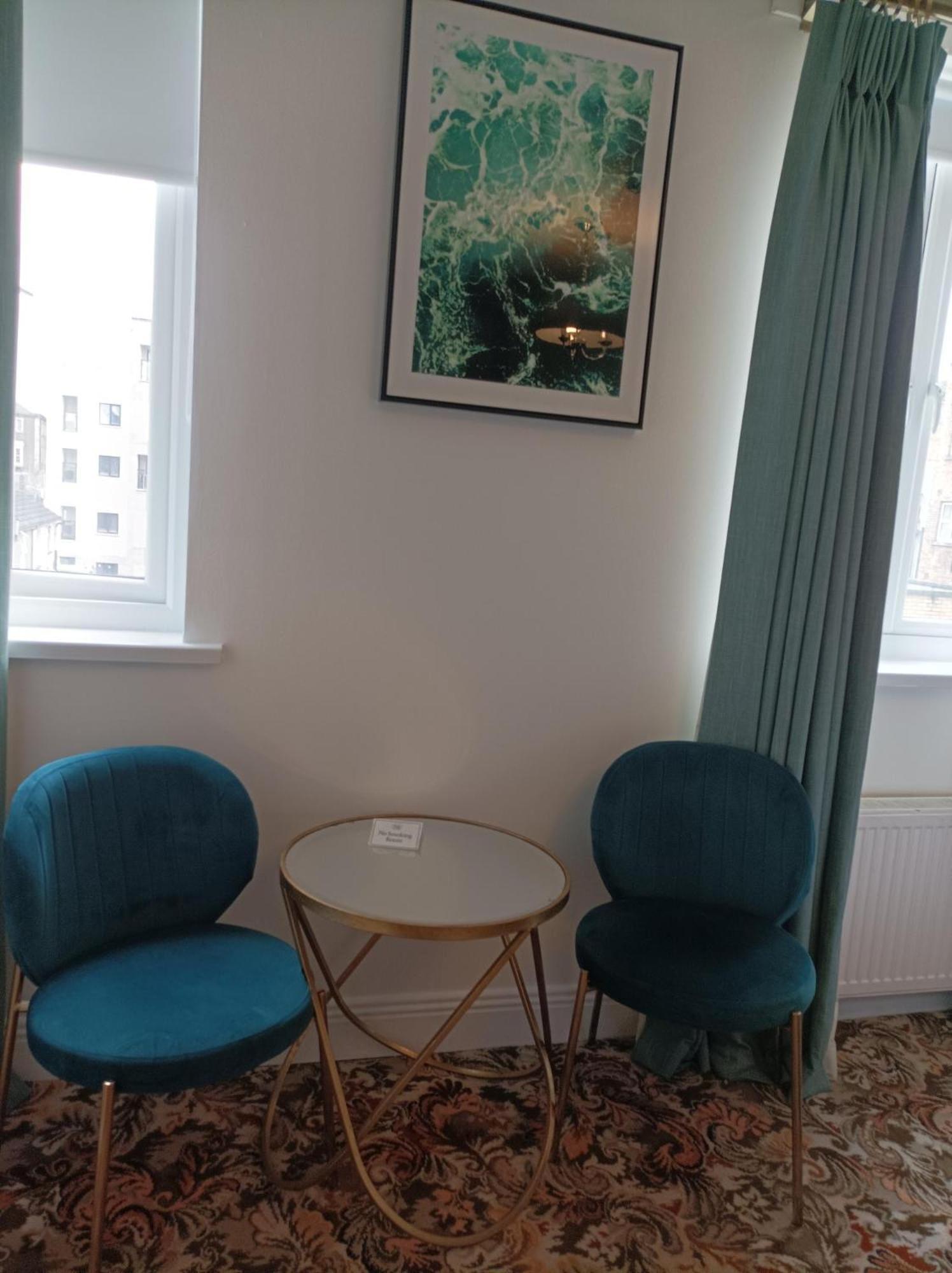 Tom Dick And Harriet's Guest house 3*