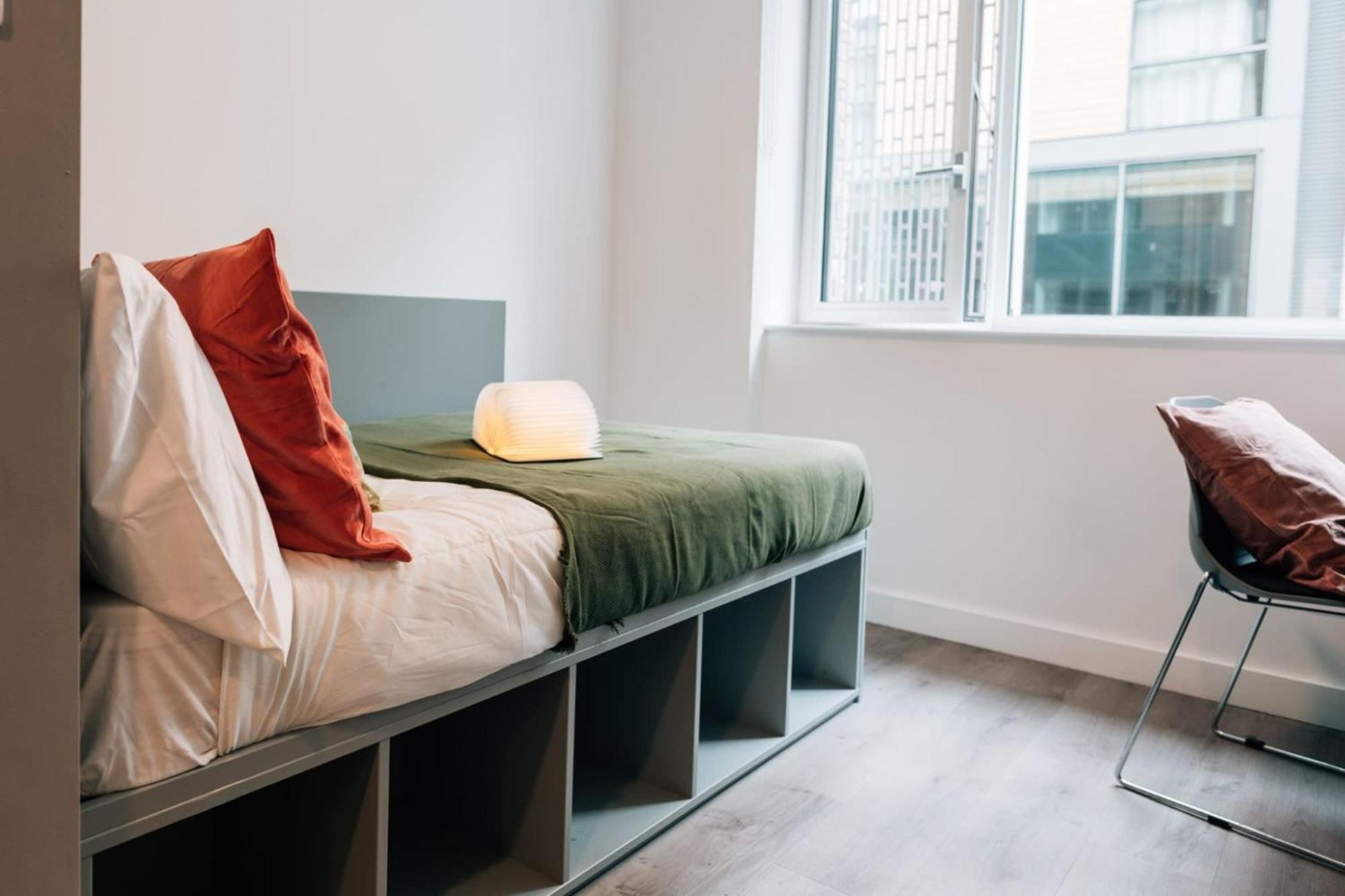 Canvas Point Campus Docklands Apartment