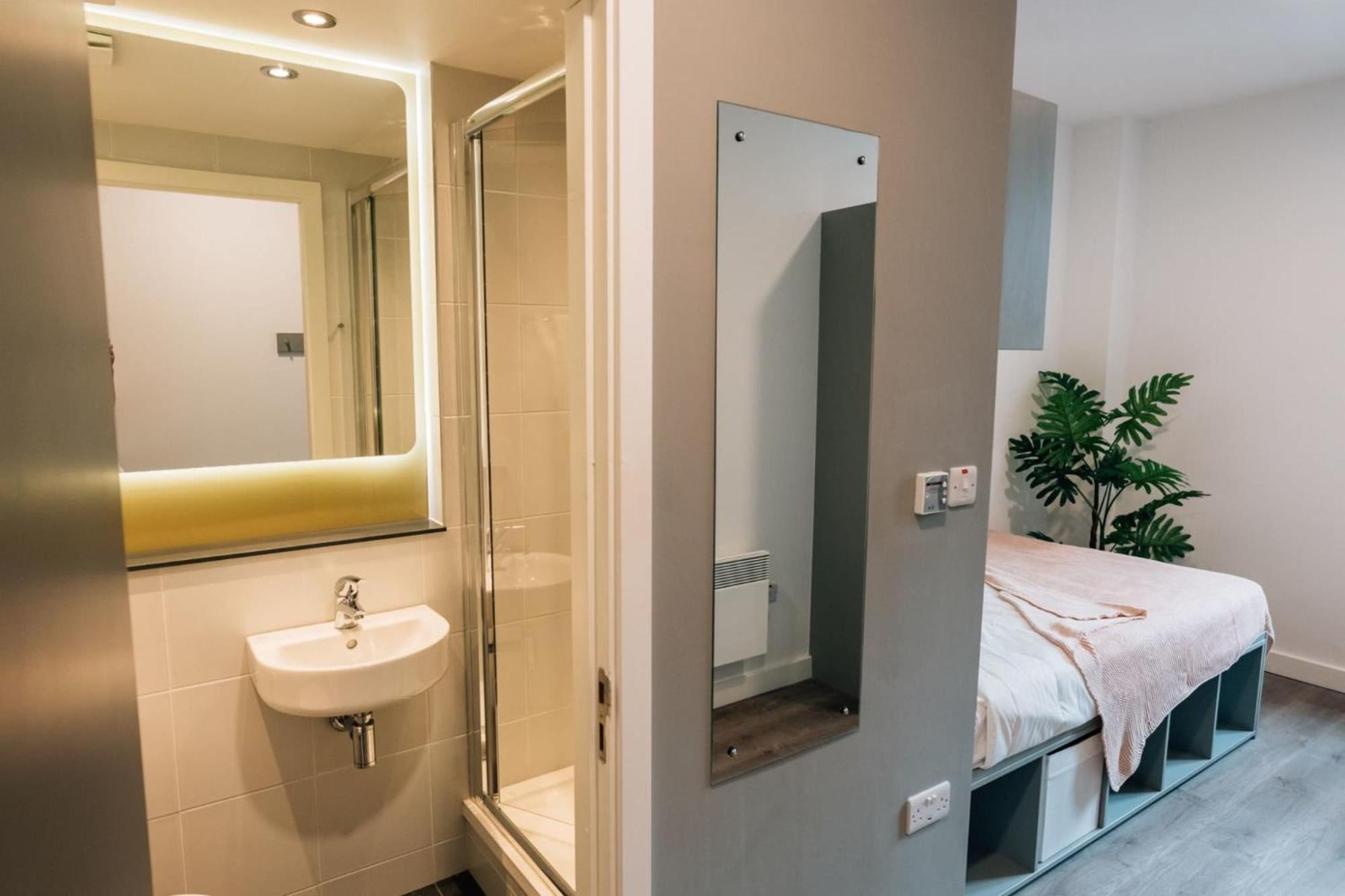 Apartment Canvas Point Campus Docklands *