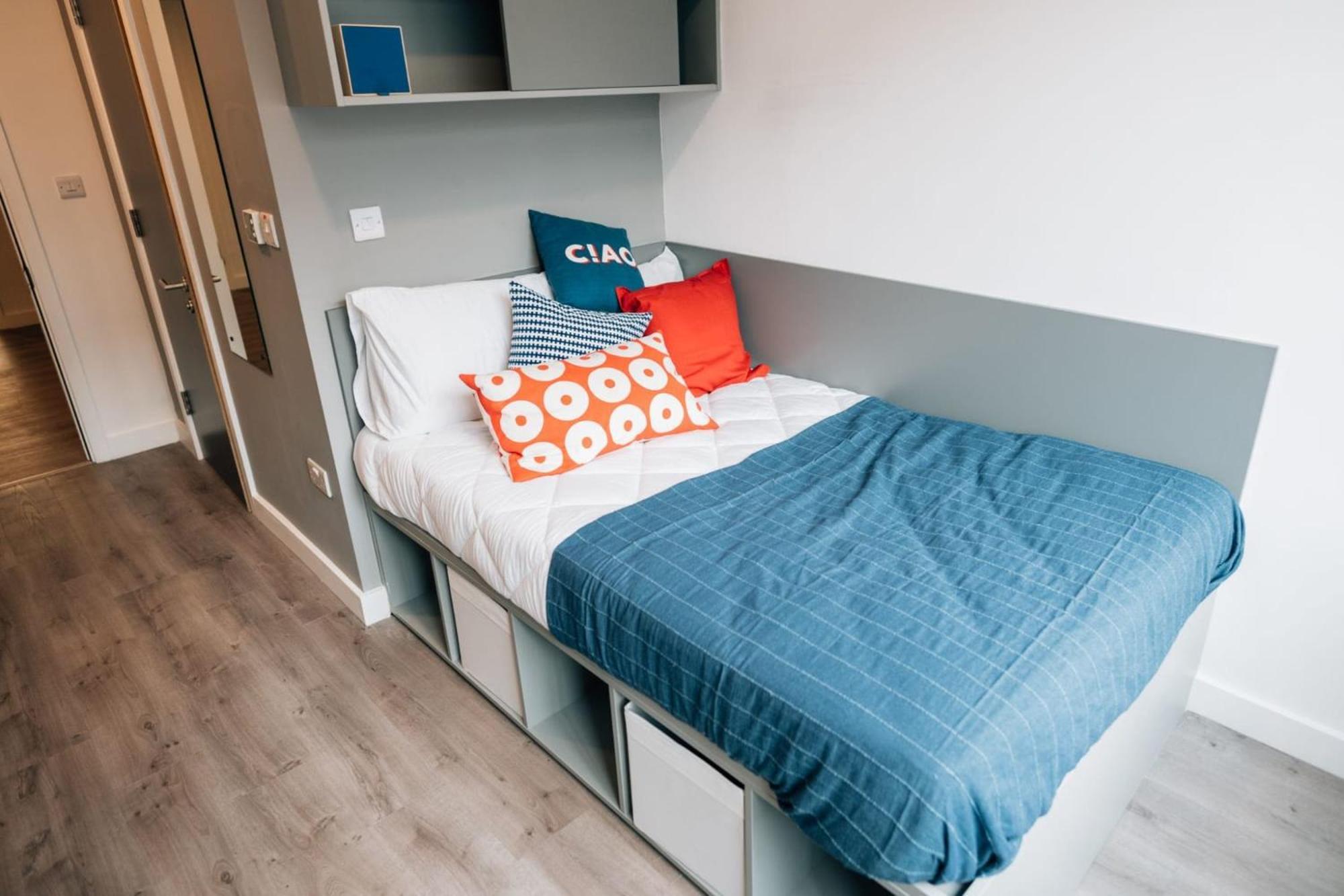 Canvas Point Campus Docklands Apartment Dublin