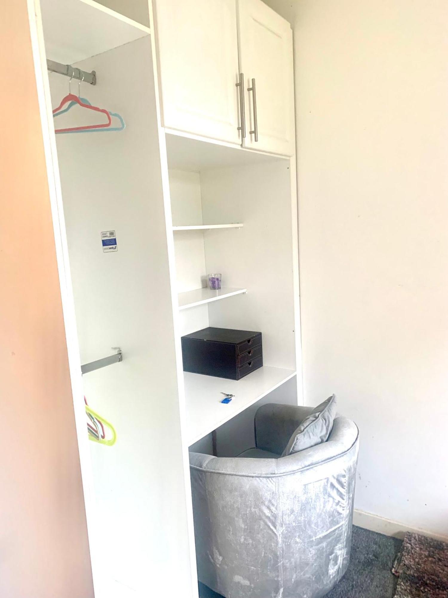 Small Comfy In Family Homestay Dublin
