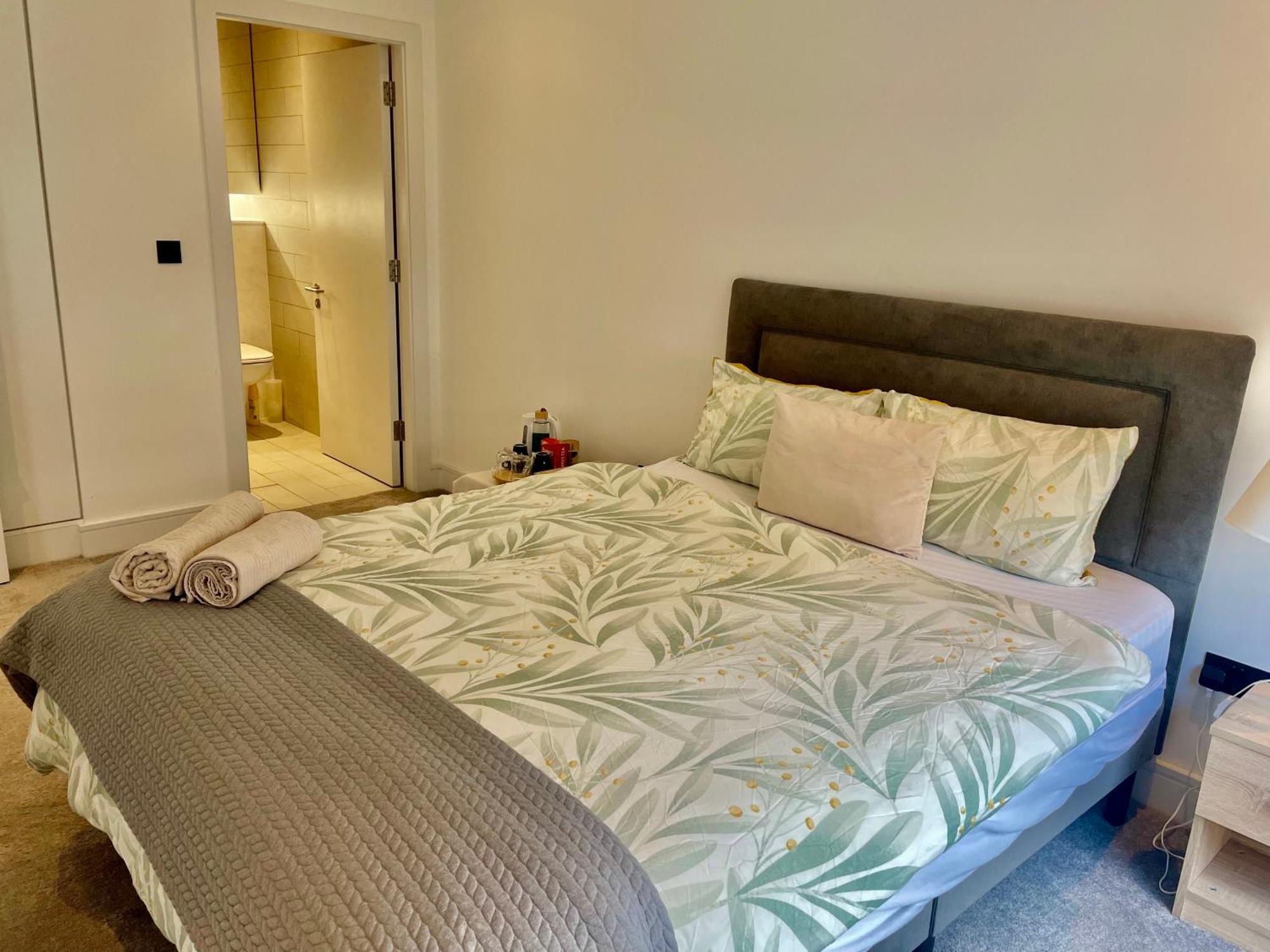 Homestay Modern Ensuite Double Bedroom Dublin