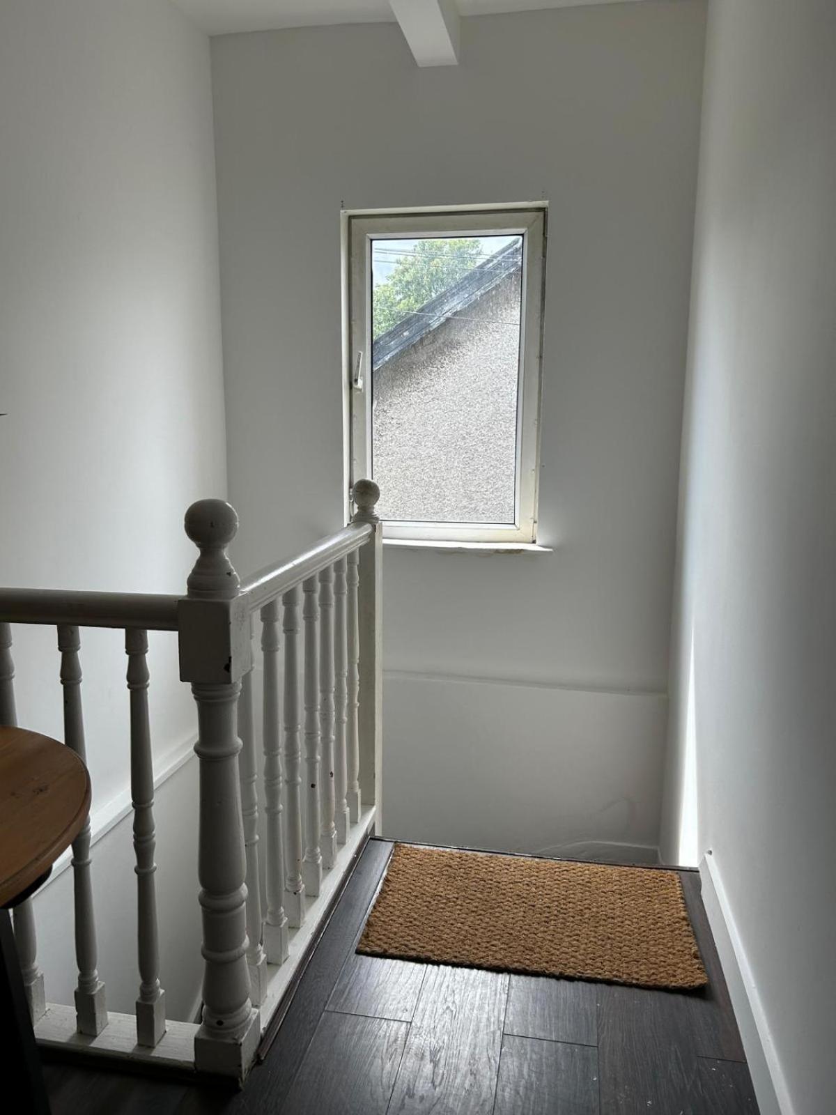 Hostel Sarsfields Communities *