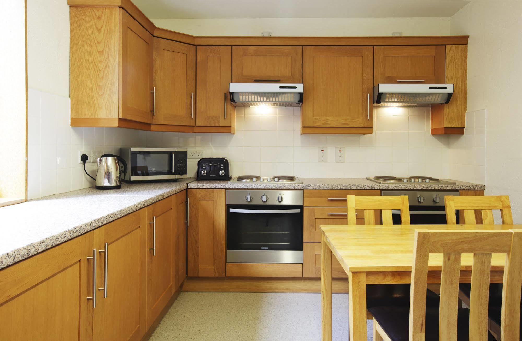 Trinity College - Campus Apartment *