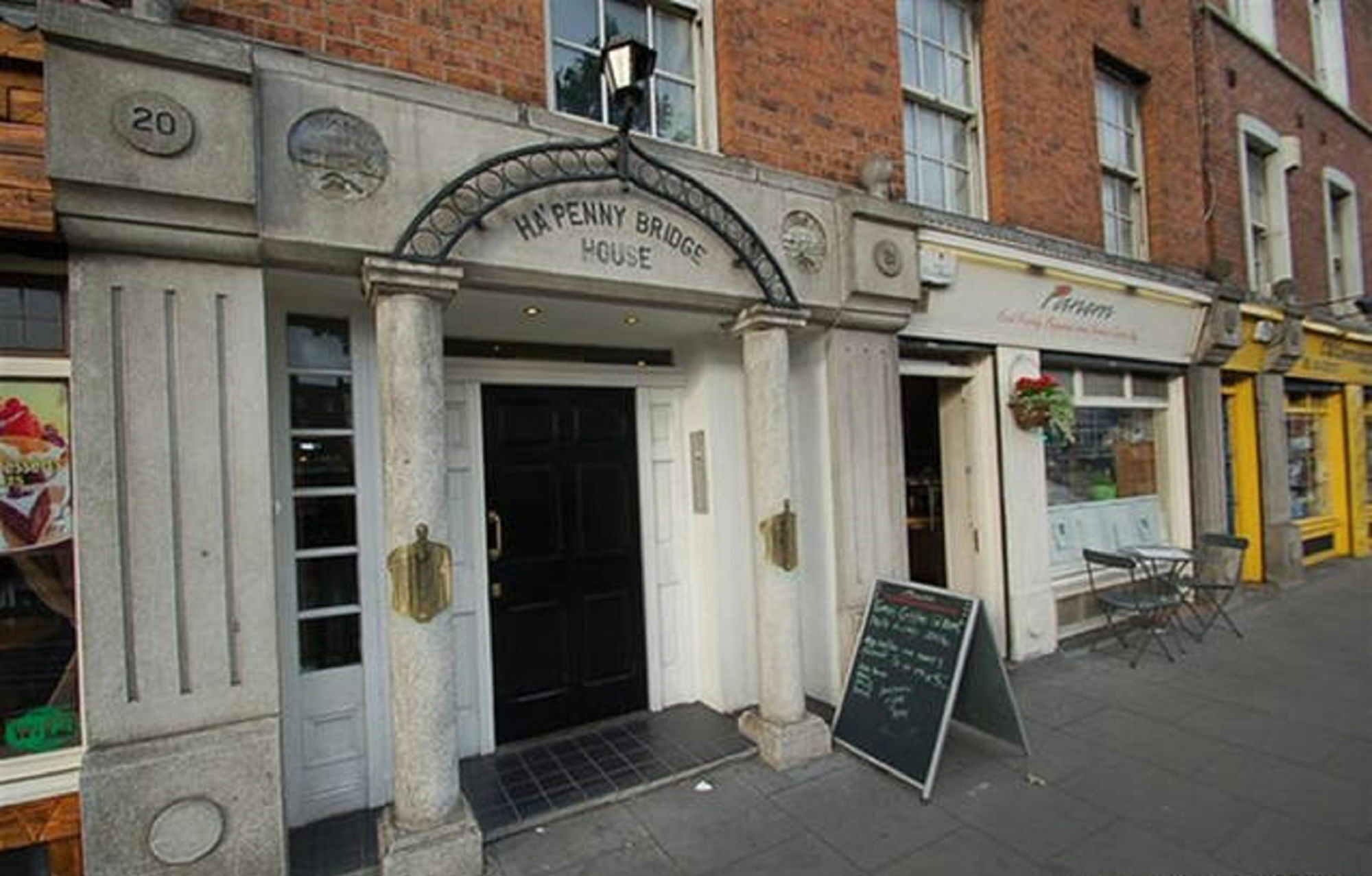 3 Bed Near Temple Bar *