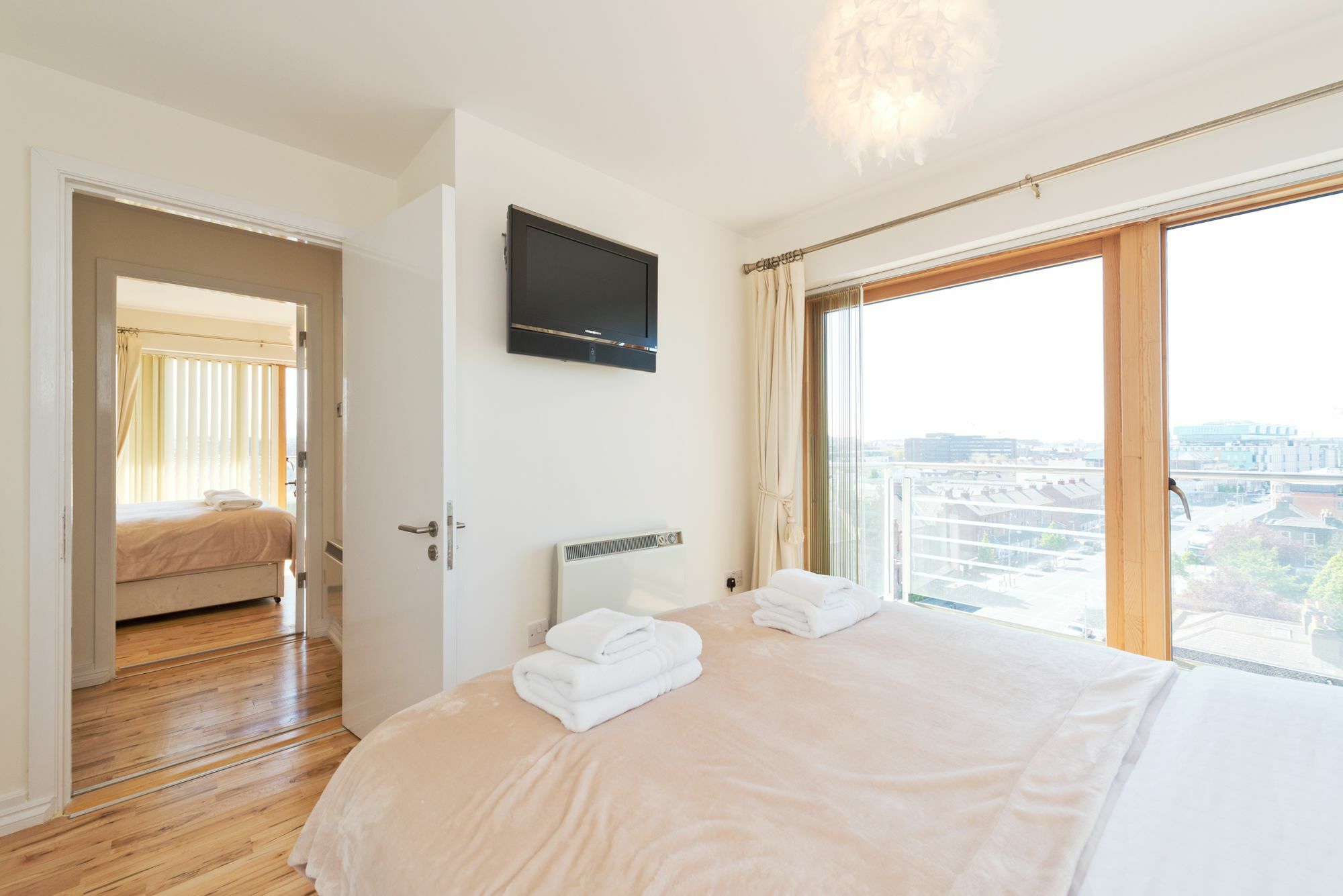 Gallery Quay Luxury *