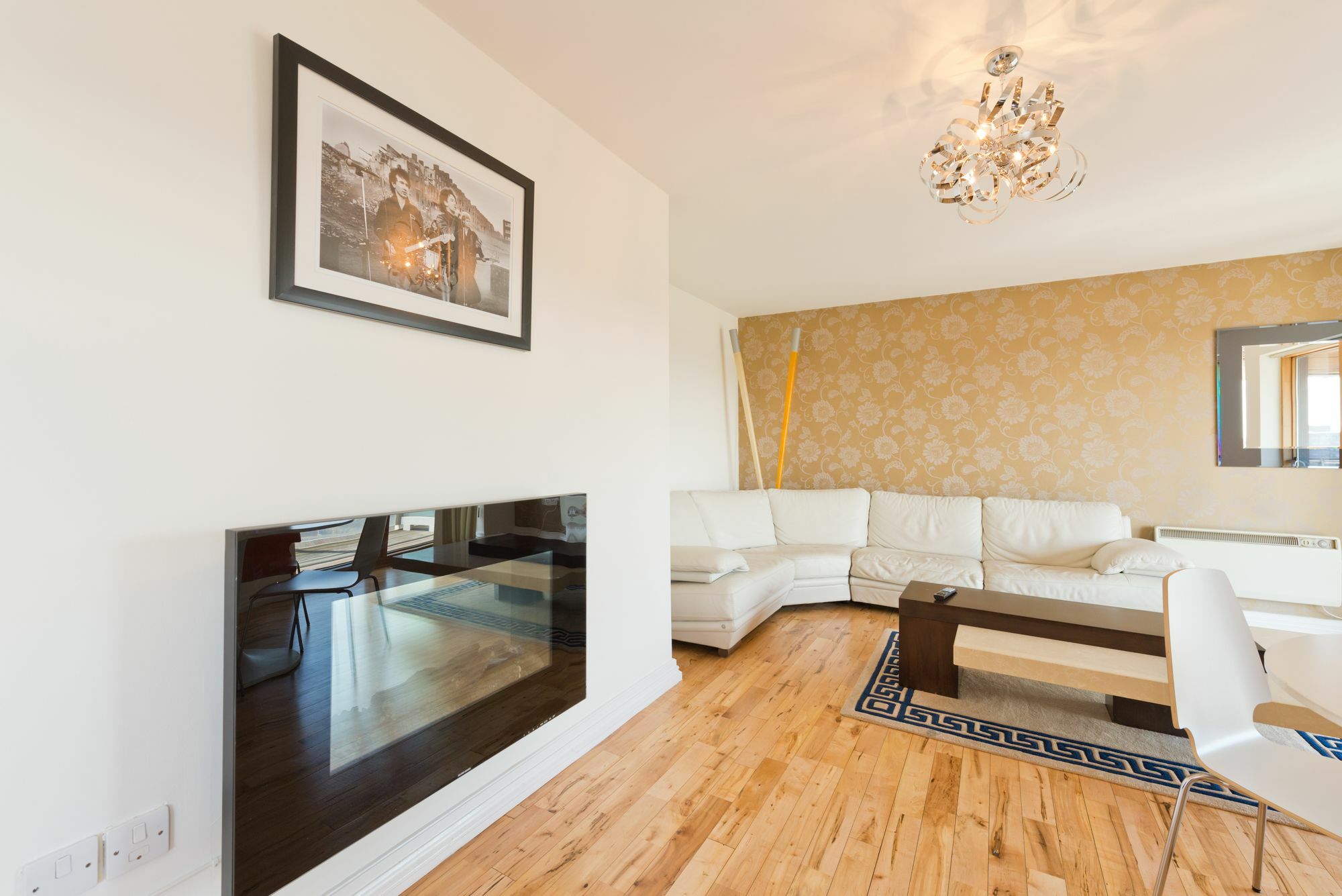 Apartment Gallery Quay Luxury