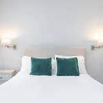 Albert Rooms