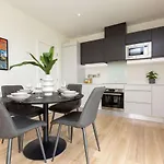 Luxury Spacious Central Apartment By Blu Atlantic