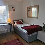Single Room In Charming Apartment With The Terrace And The Cat In Sandymount