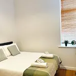 Cosy River View Flat At Temple Bar