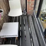 City Centre Apt With Balcony Great Location & Neighborhood