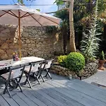 Hideaway Garden Paradise