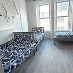 Dublin Quayside Hostel