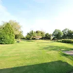 No 2 Willow Lodge