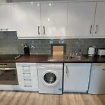 Newly Refurbed 2Bd Trinity College & Temple Bar
