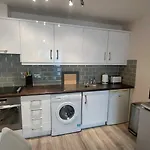 Newly Refurbed 2Bd Trinity College & Temple Bar