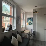 Central 2-Bed Apartment