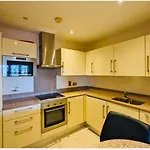 Peaceful And Cosy Room In Dublin Wprivate Bath - Close To Airport