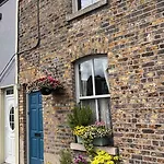 Stylish City Centre House, Perfectly Located