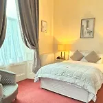 Morehampton Townhouse