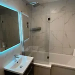 Broc House Suites