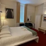 Kellys Hotel