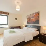 Spacious Dual-Aspect 2 Bedroom Apartment