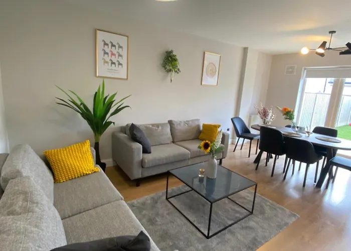 Extra Large Room In New House At Citywest