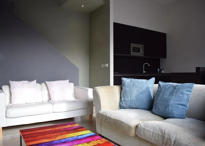 2 Bedroom Home With Private Patio