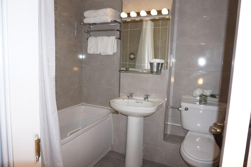 Hotel Abbey 2*