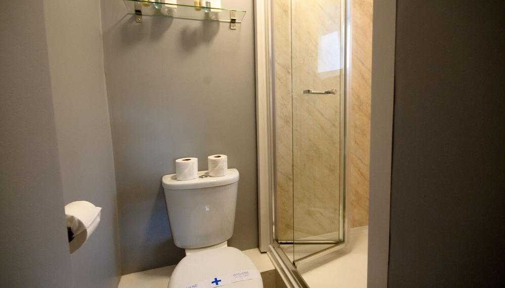City Aparthotel