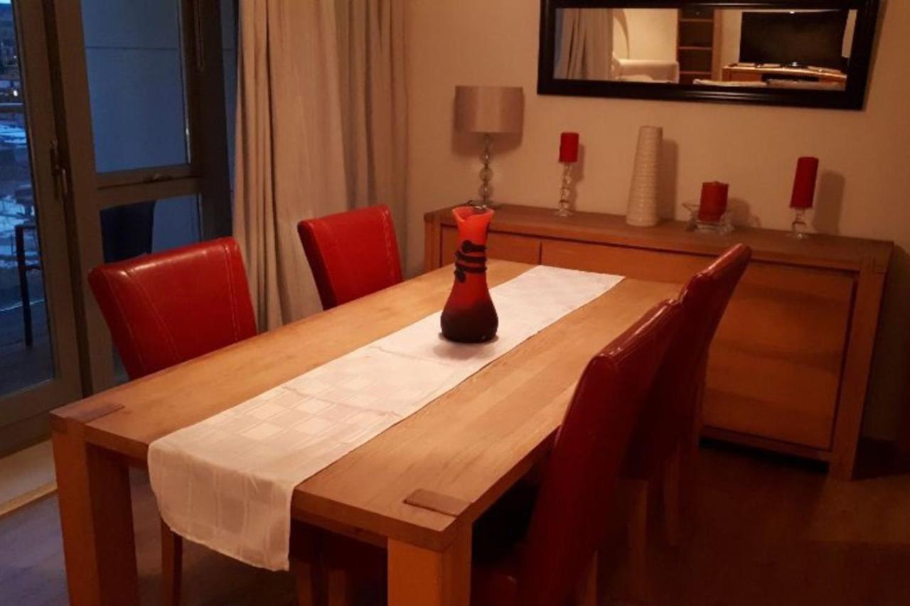 2 Bedroom In Apartment *
