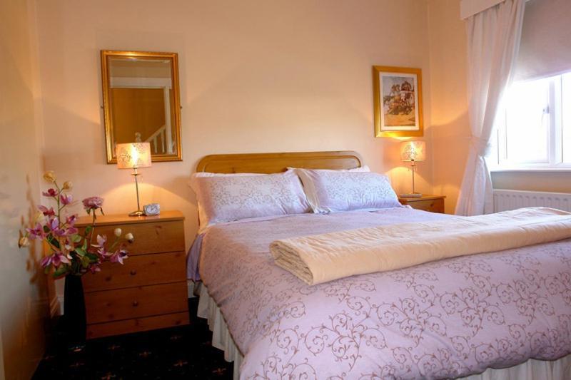 Annandale House Bed & Breakfast