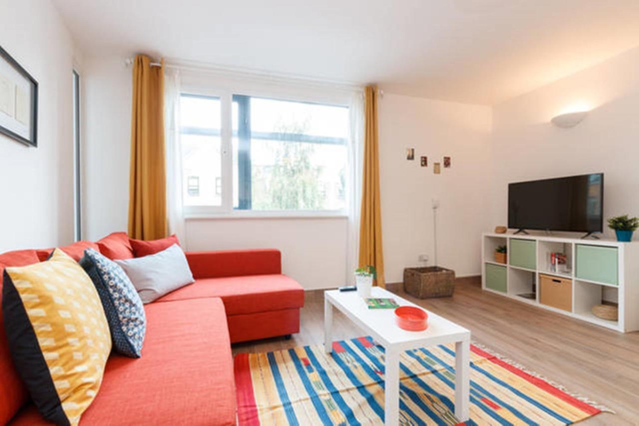Stylish Soundproof Temple Bar Square Apartment