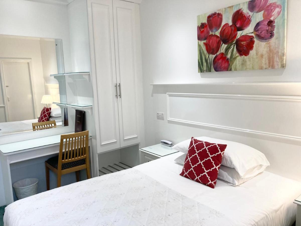 Dergvale Hotel 2*
