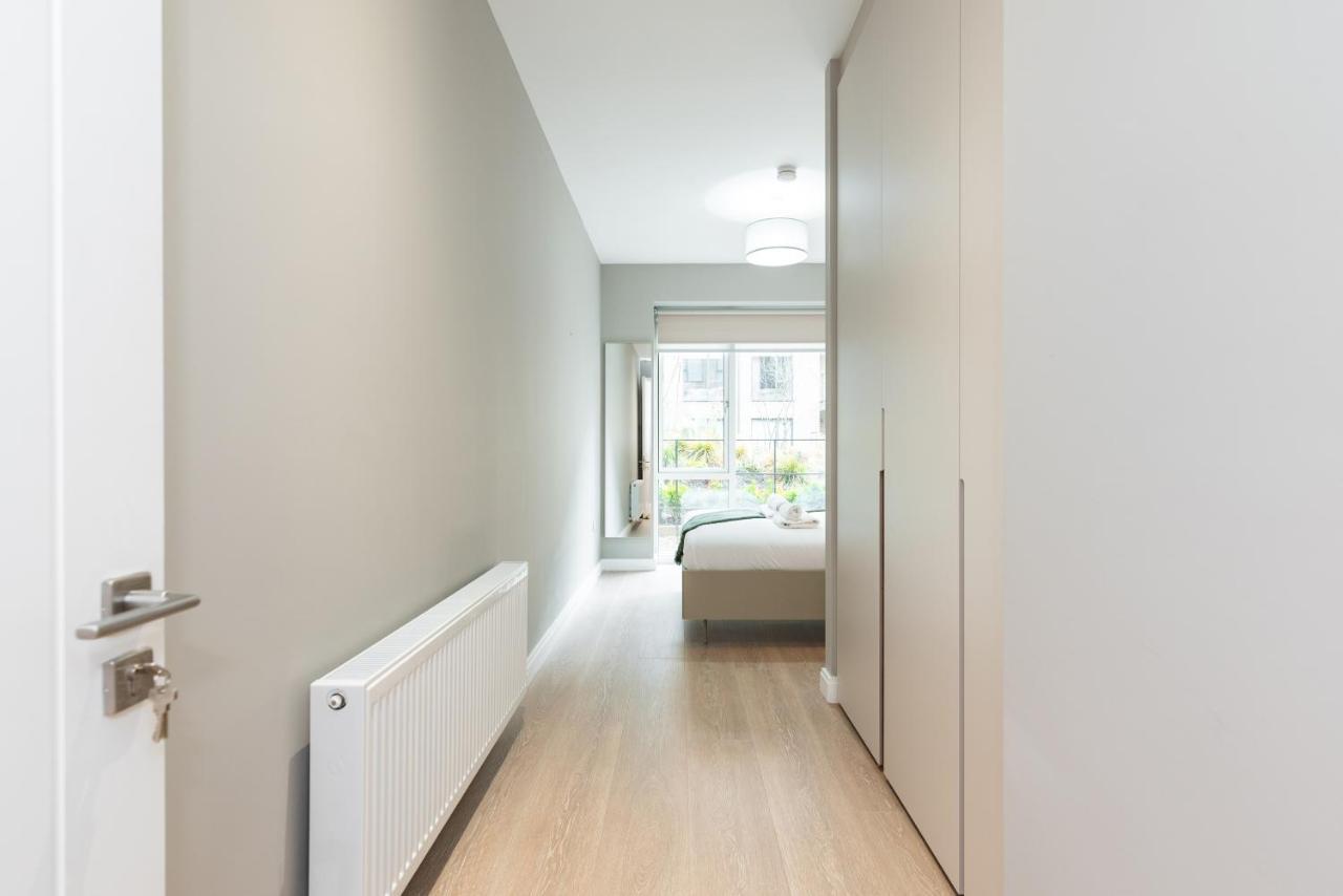 Woodward Square Apartment