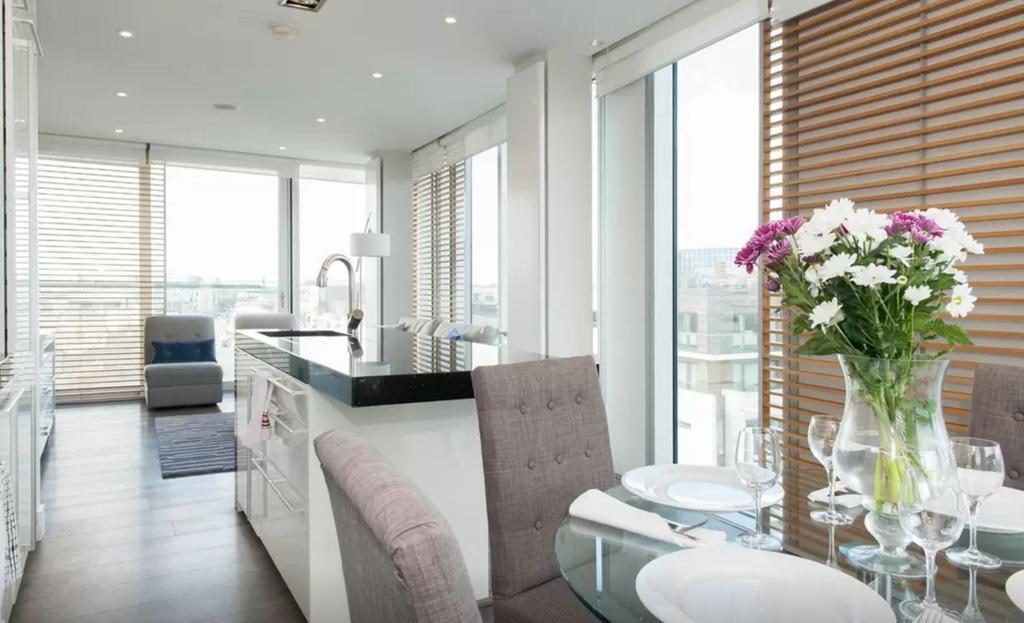 Luxury Apartment, Incredible Views Apartment Dublin