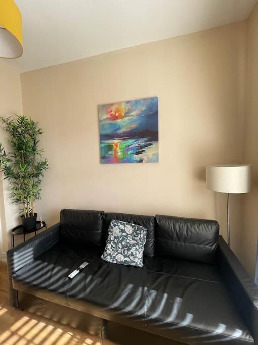 City Gem - Central & Stylish 1 Bed Apartment