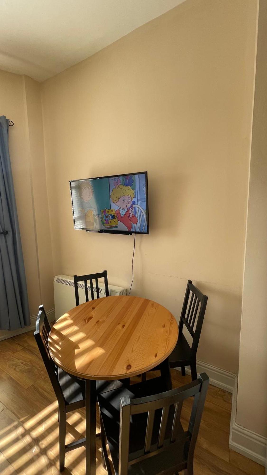 City Gem - Central & Stylish 1 Bed *