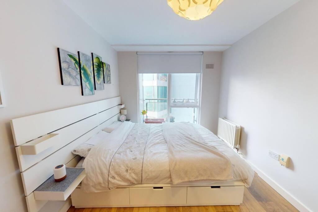 Centrally Located, Comfy 2-bed 2-bath Apt * Dublin