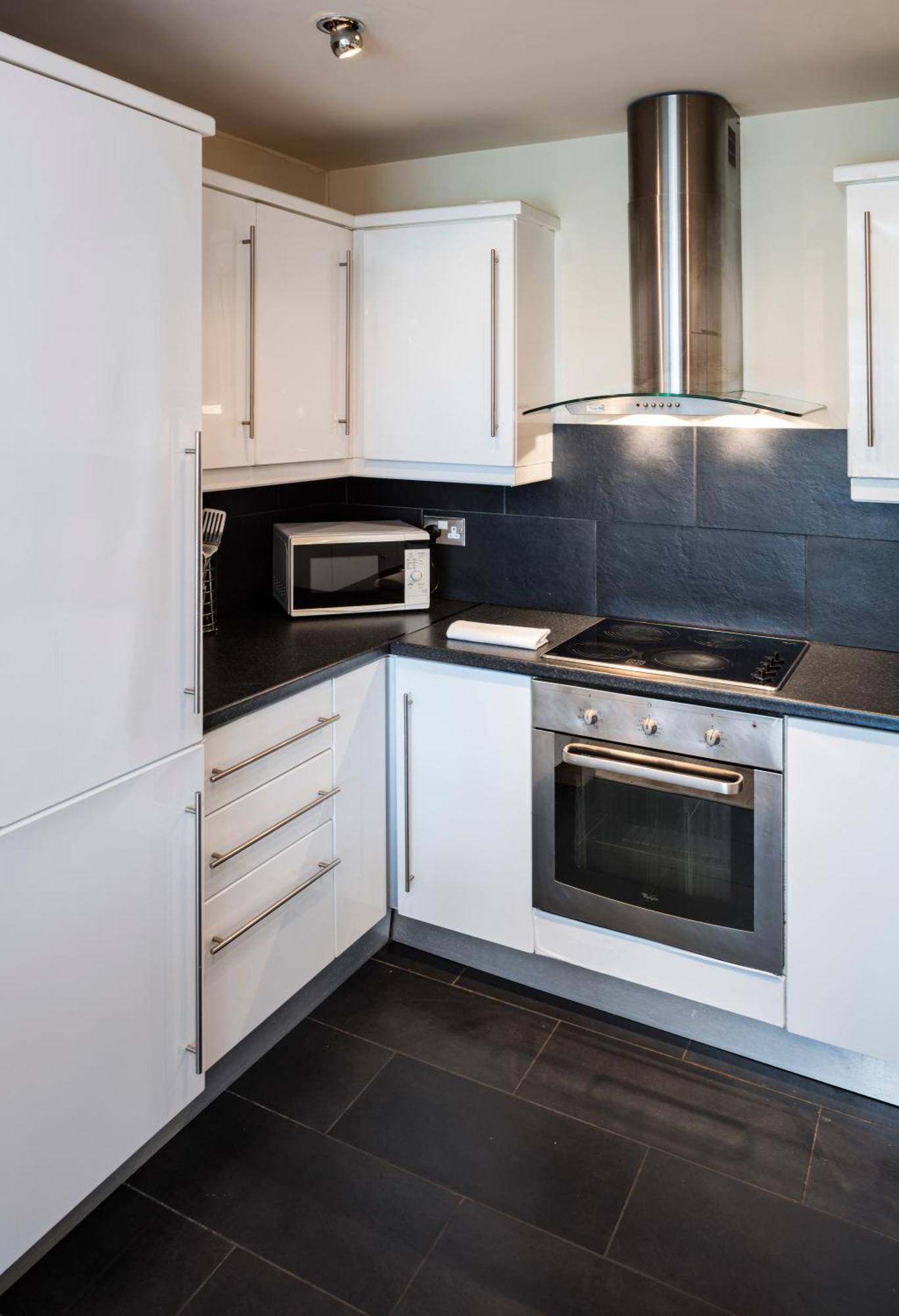 Fitzwilliam Point Apartment *