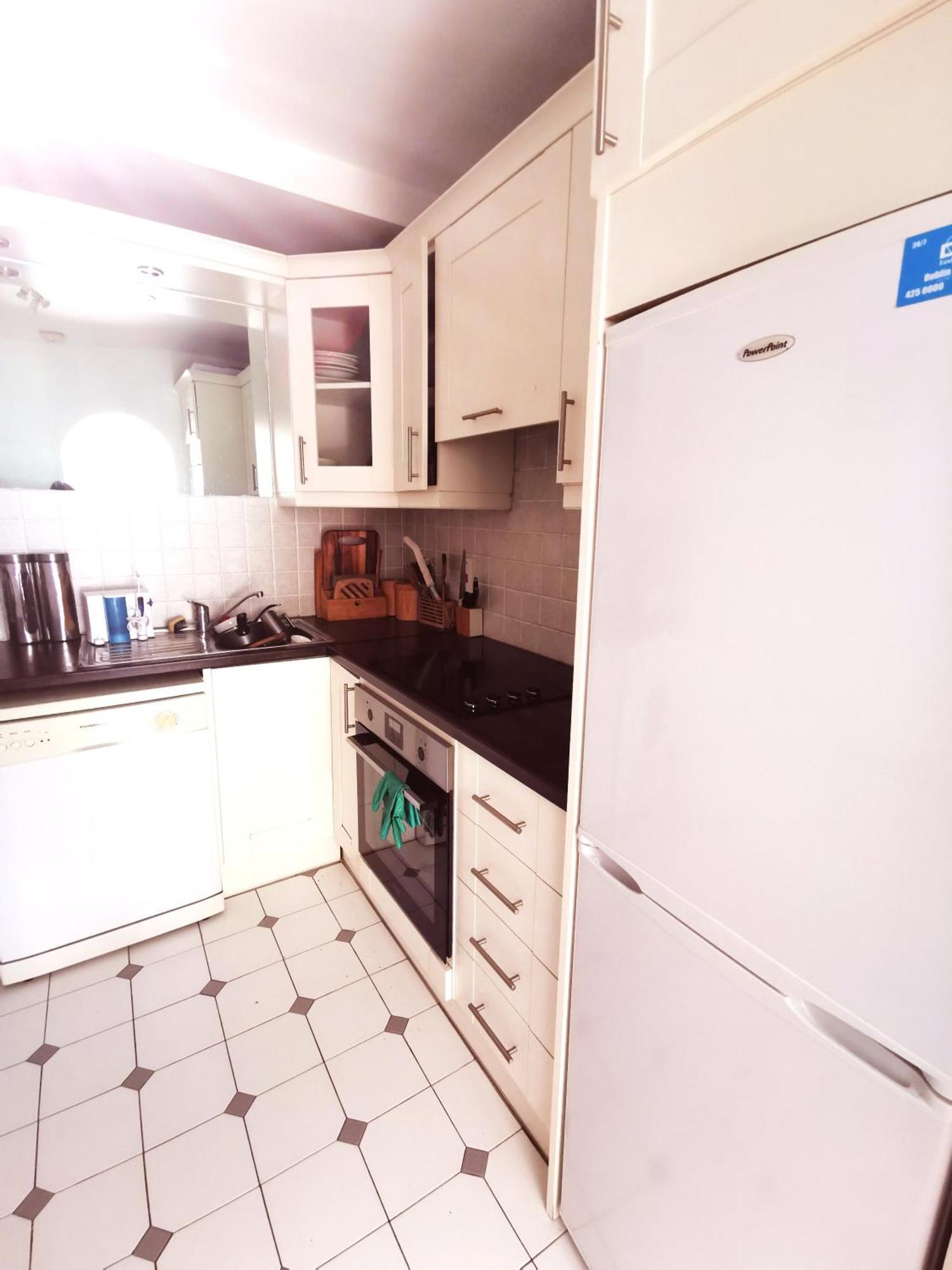 Homestay Single In Charming With The Terrace And The Cat In Sandymount *