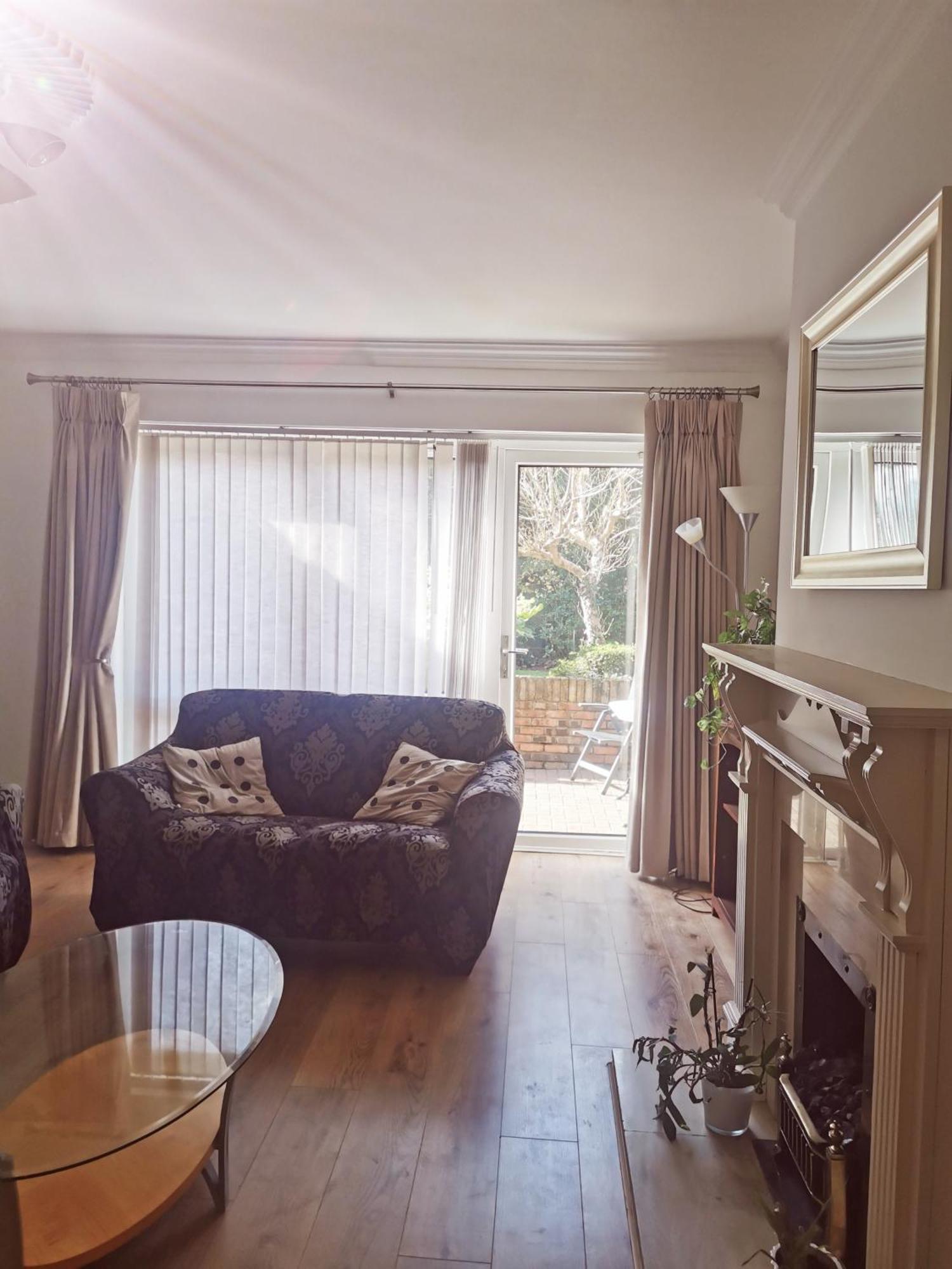 Homestay Single In Charming With The Terrace And The Cat In Sandymount *