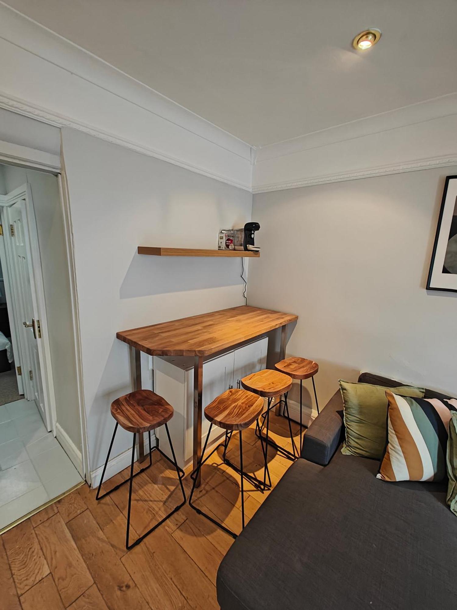 Holiday home Delightful 3 Bed City House